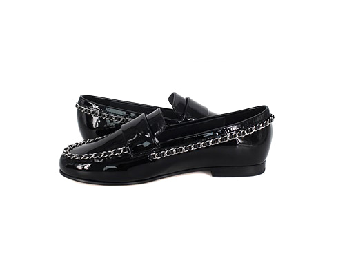 Classic chain loafers
